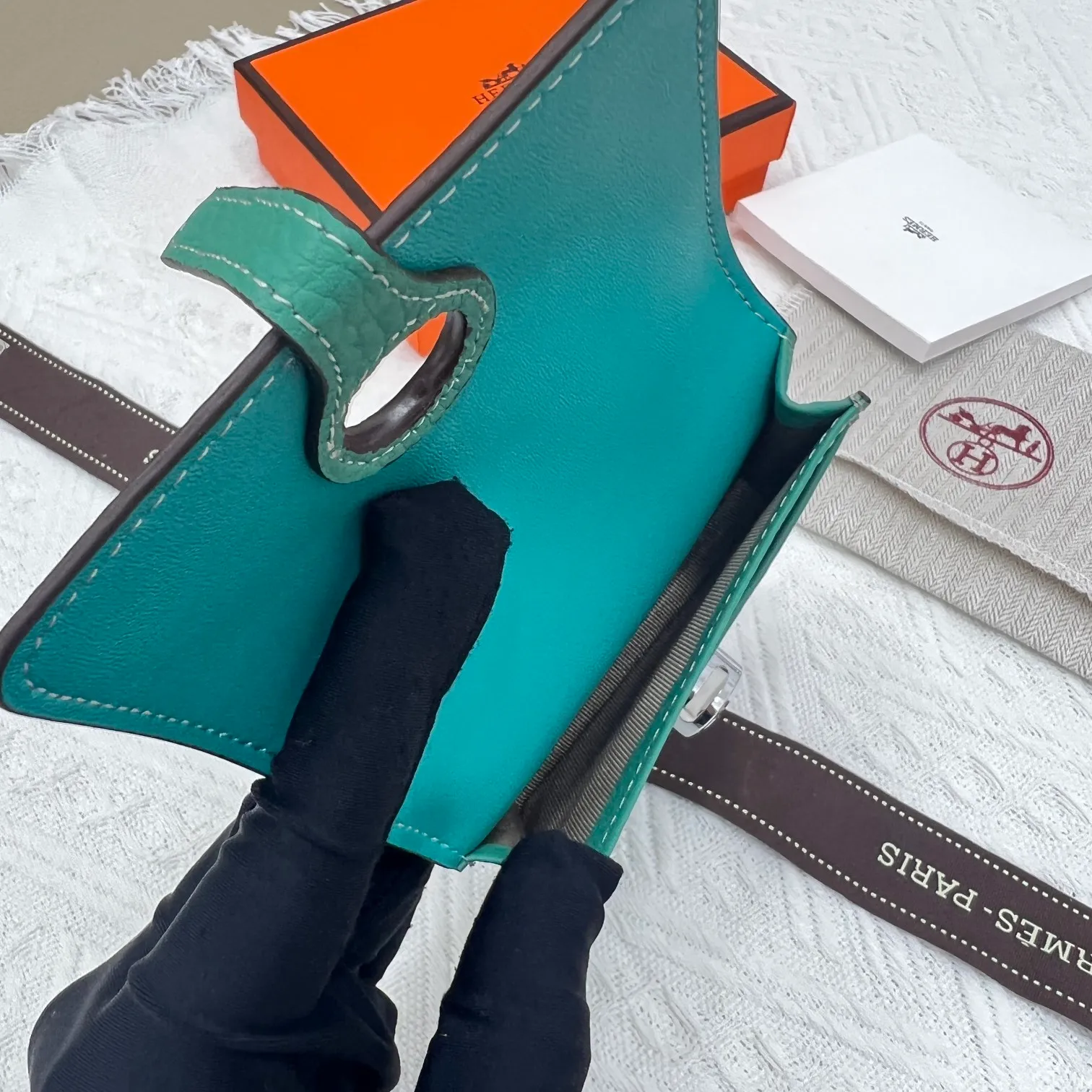 All categories Hermès wallet (Hermès) Hermès 5121 pebbled silver buckle