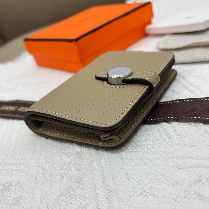 All categories Hermès wallet (Hermès) Hermès 5121 pebbled silver buckle