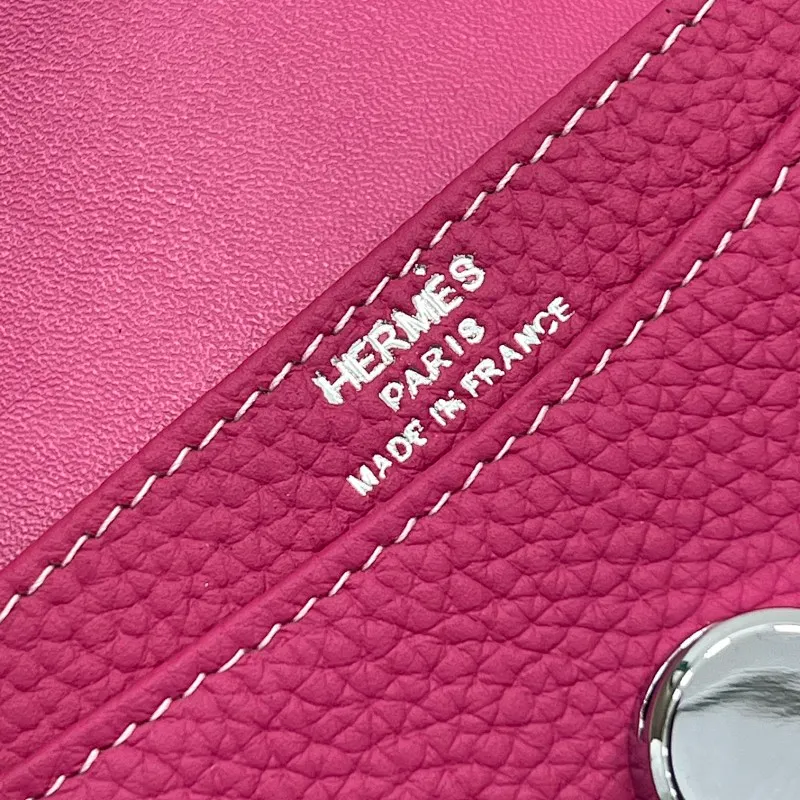 All categories Hermès wallet (Hermès) Hermès 5121 pebbled silver buckle
