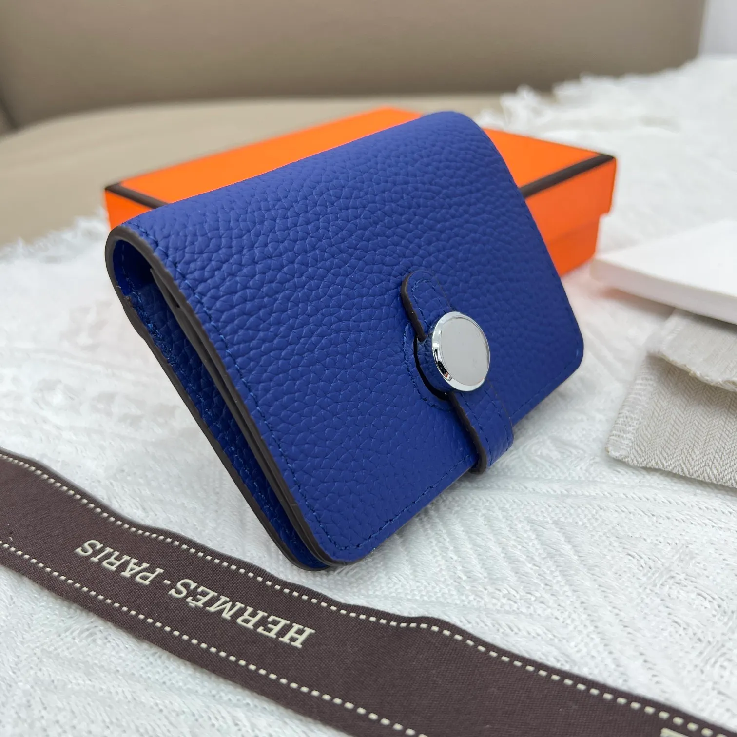 All categories Hermès wallet (Hermès) Hermès 5121 pebbled silver buckle