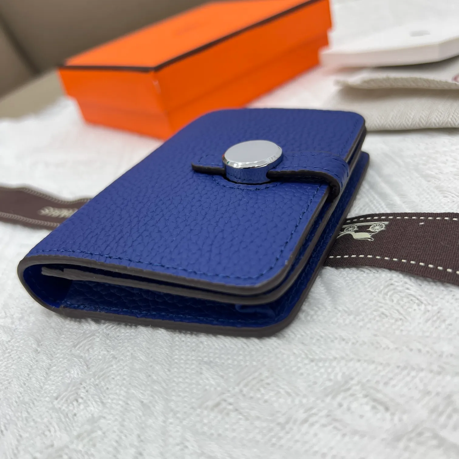 All categories Hermès wallet (Hermès) Hermès 5121 pebbled silver buckle
