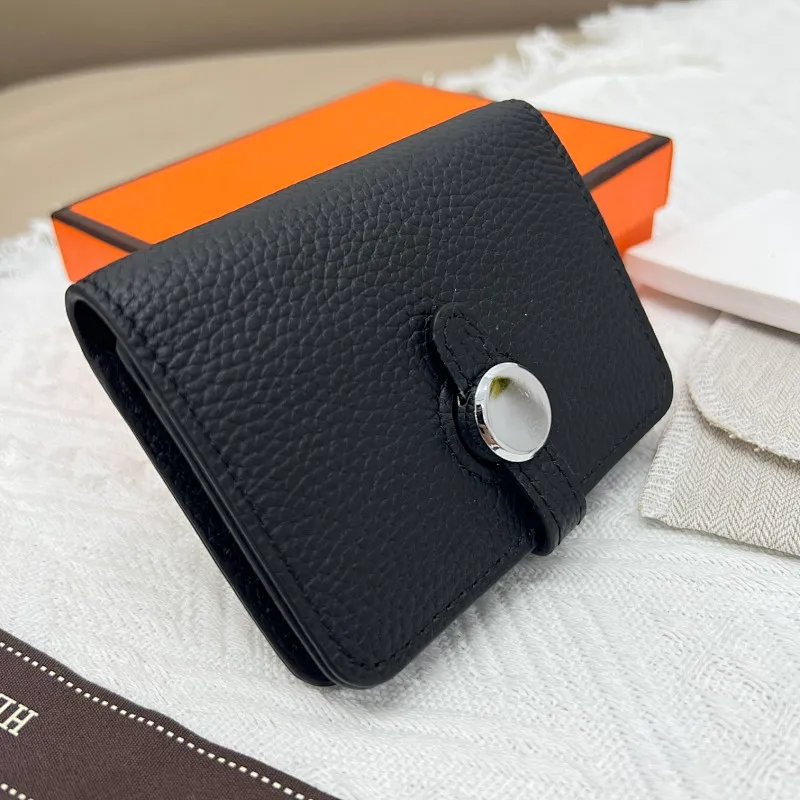 All categories Hermès wallet (Hermès) Hermès 5121 pebbled silver buckle
