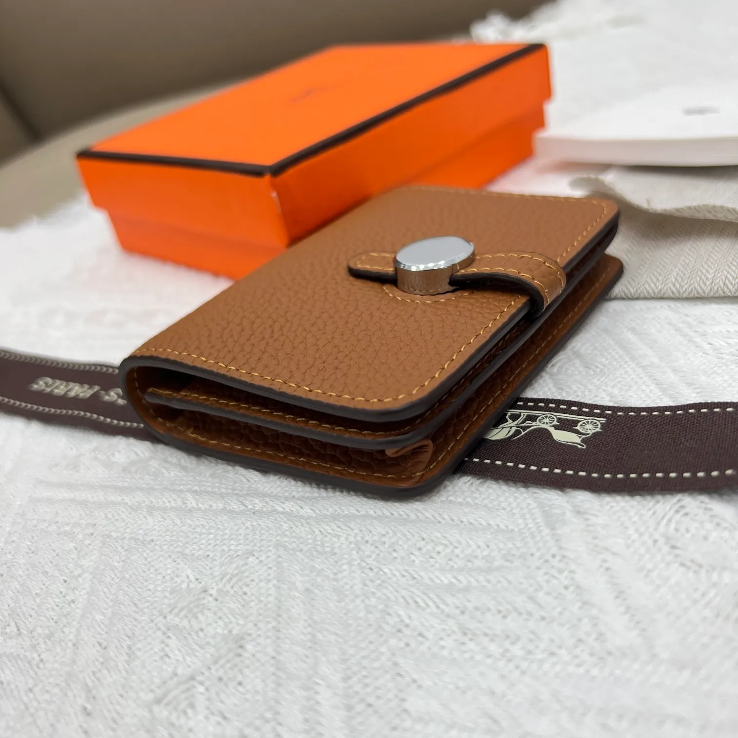 All categories Hermès wallet (Hermès) Hermès 5121 pebbled silver buckle