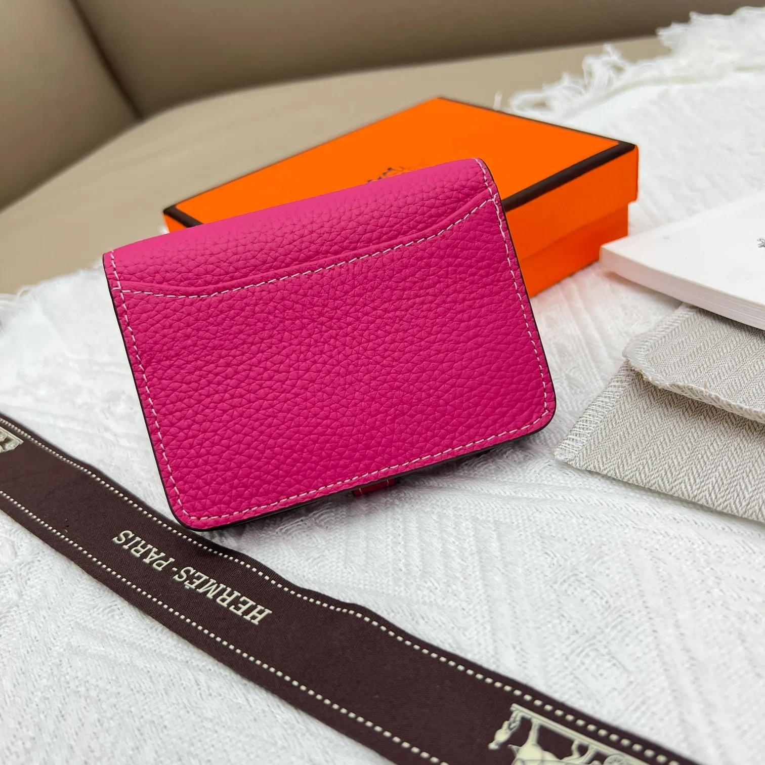All categories Hermès wallet (Hermès) Hermès 5121 pebbled silver buckle