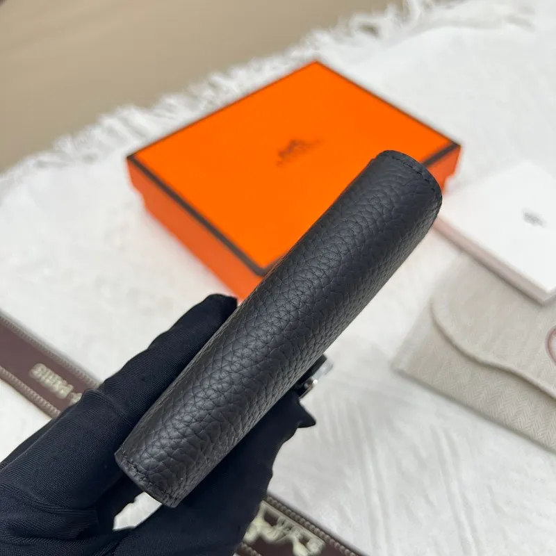All categories Hermès wallet (Hermès) Hermès 5121 pebbled silver buckle