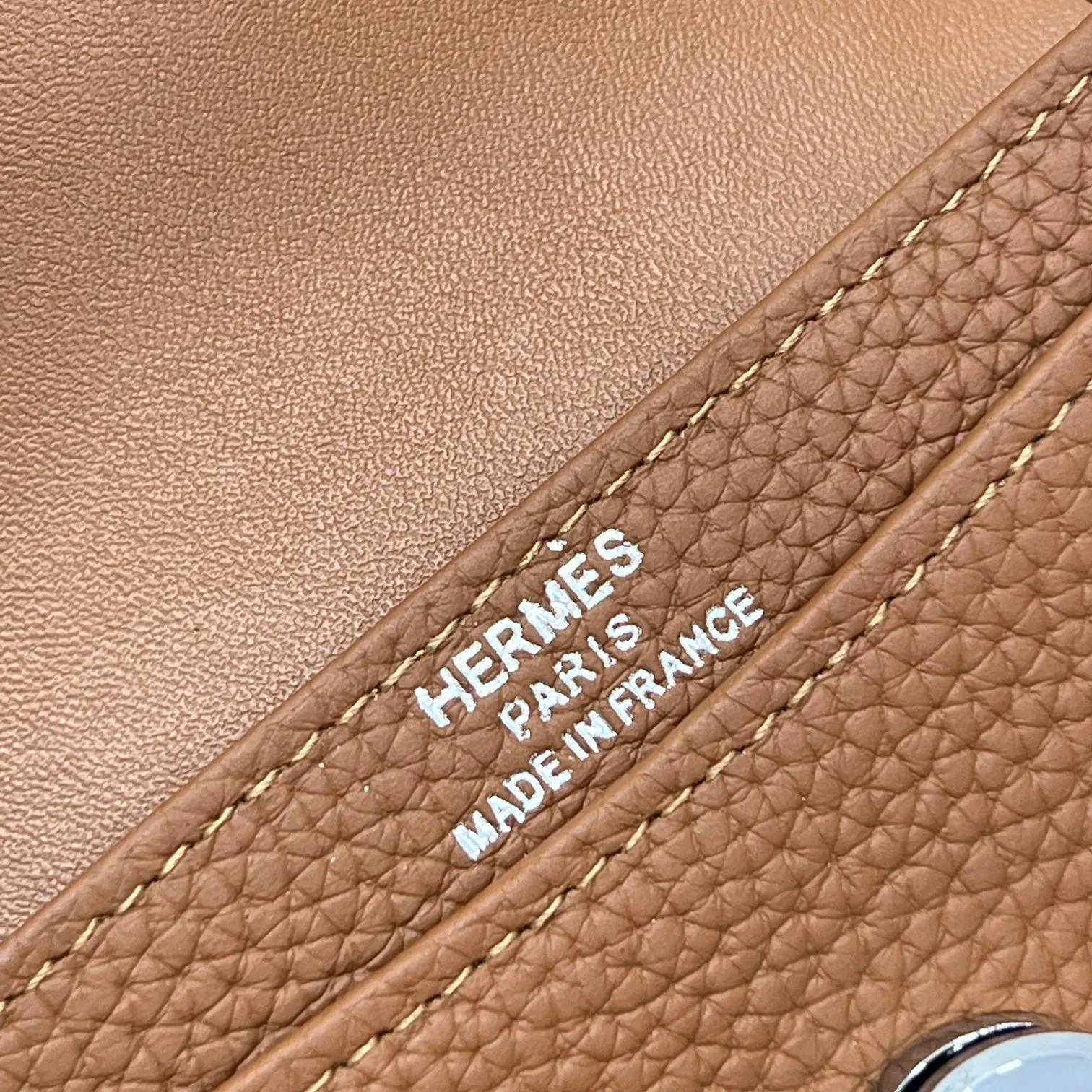 All categories Hermès wallet (Hermès) Hermès 5121 pebbled silver buckle