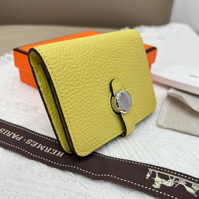 All categories Hermès wallet (Hermès) Hermès 5121 pebbled silver buckle