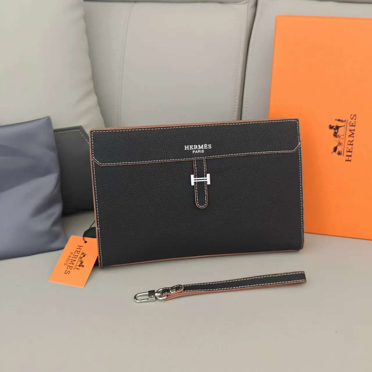 All categories Hermès wallet (Hermès) Hermès H5010-4