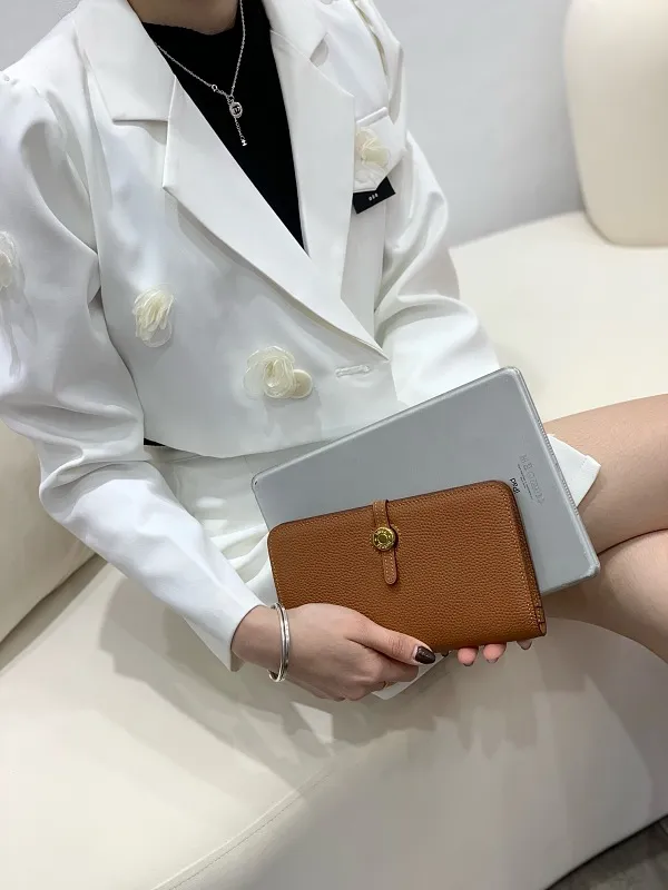 All categories Hermès wallet (Hermès) Hermès 533 gold buckle