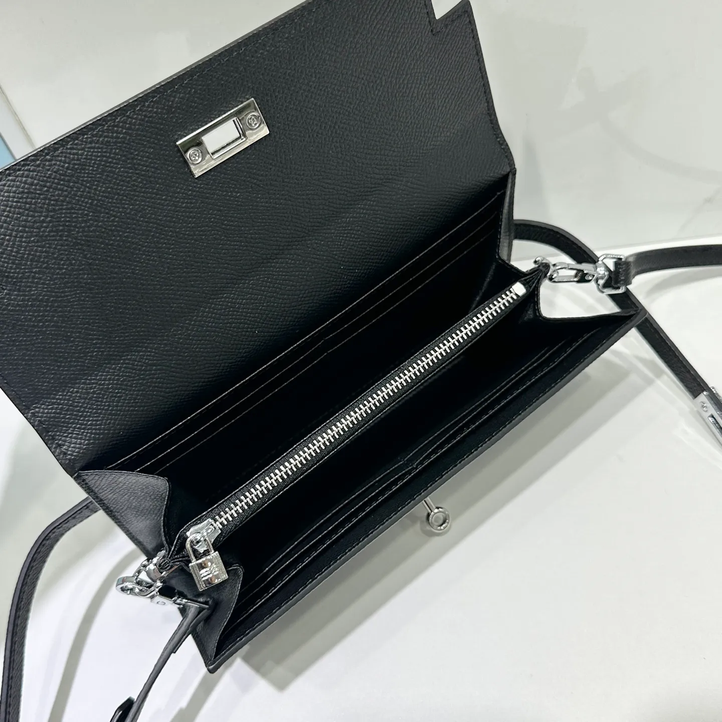 All categories Hermès wallet (Hermès) Hermès 361-2