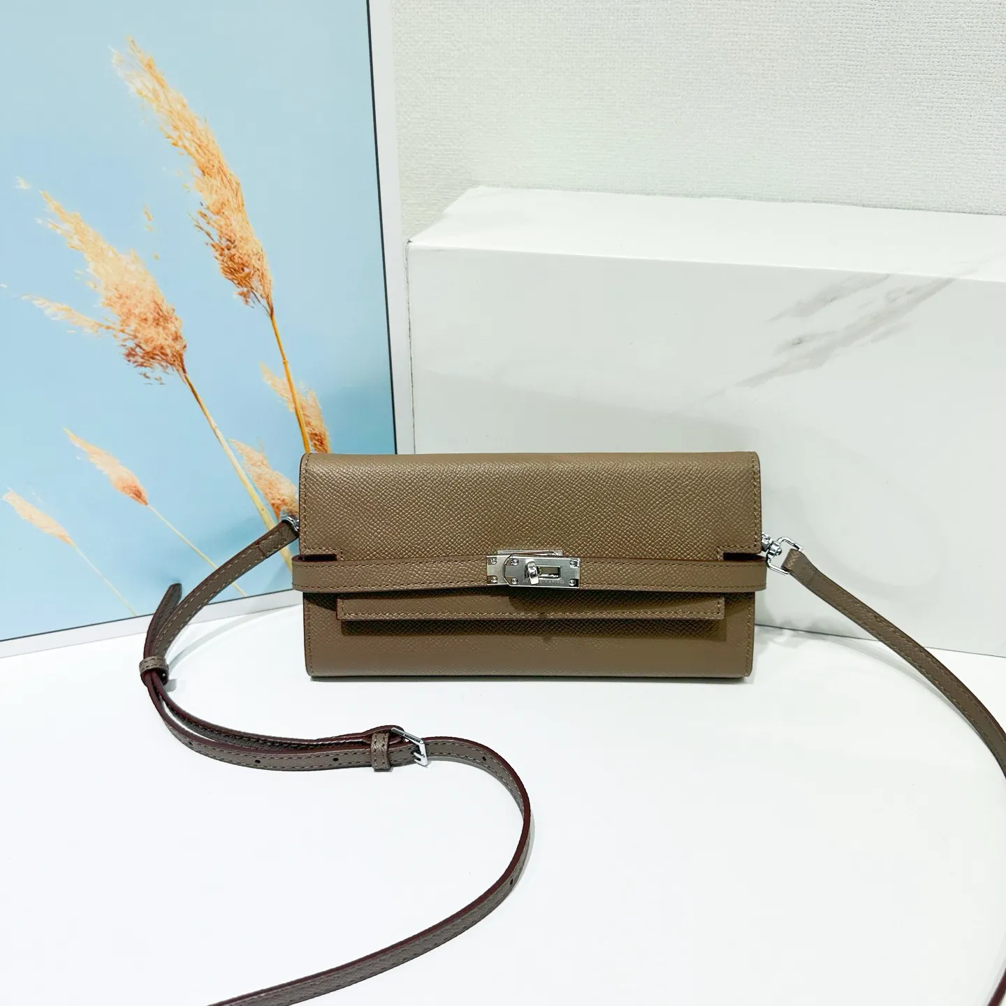 All categories Hermès wallet (Hermès) Hermès 361-2