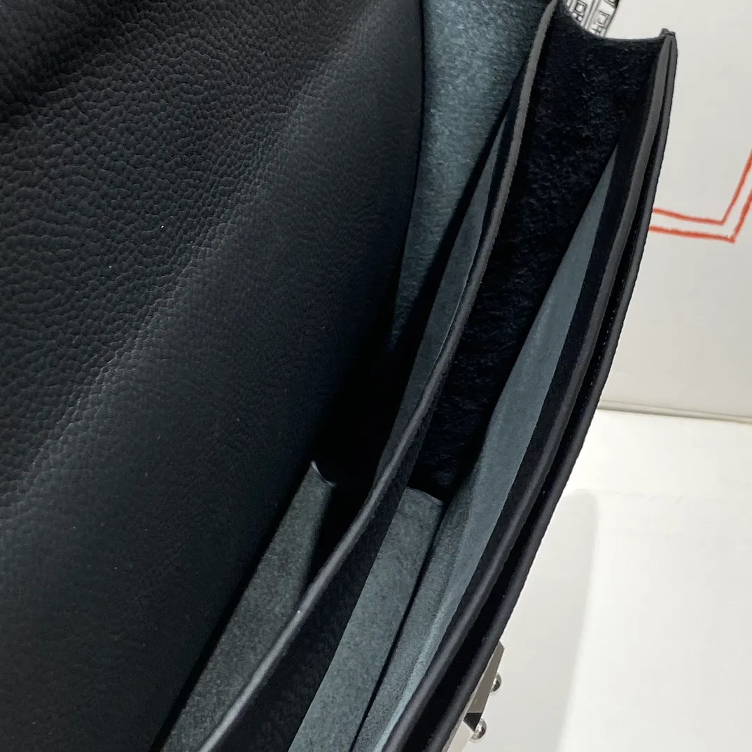 All categories Hermès wallet (Hermès) Hermès 3838