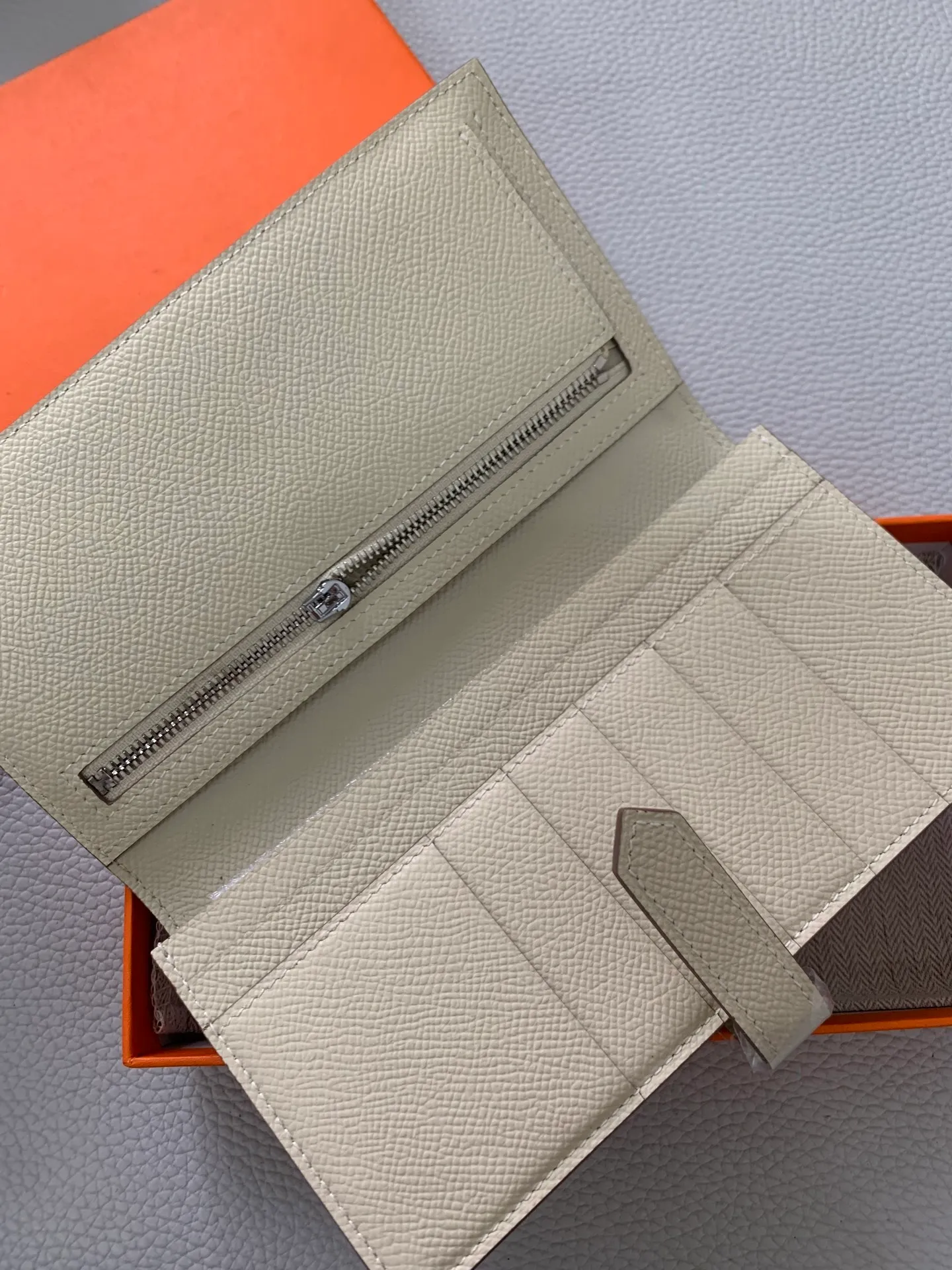 All Categories Hermès Wallet (Hermès) Hermès Original Order 175