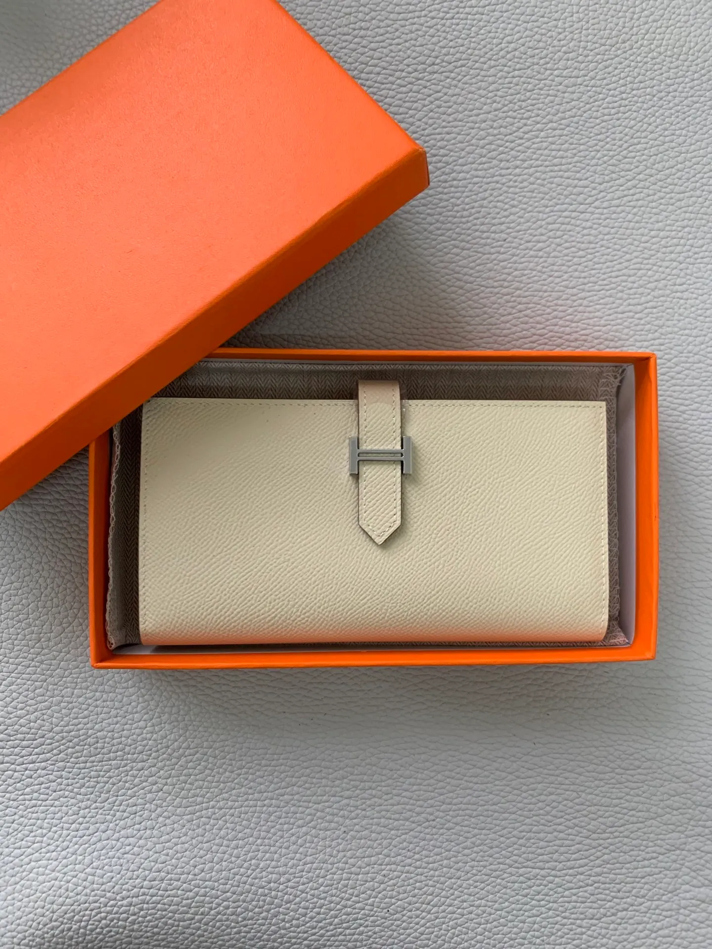 All Categories Hermès Wallet (Hermès) Hermès Original Order 175