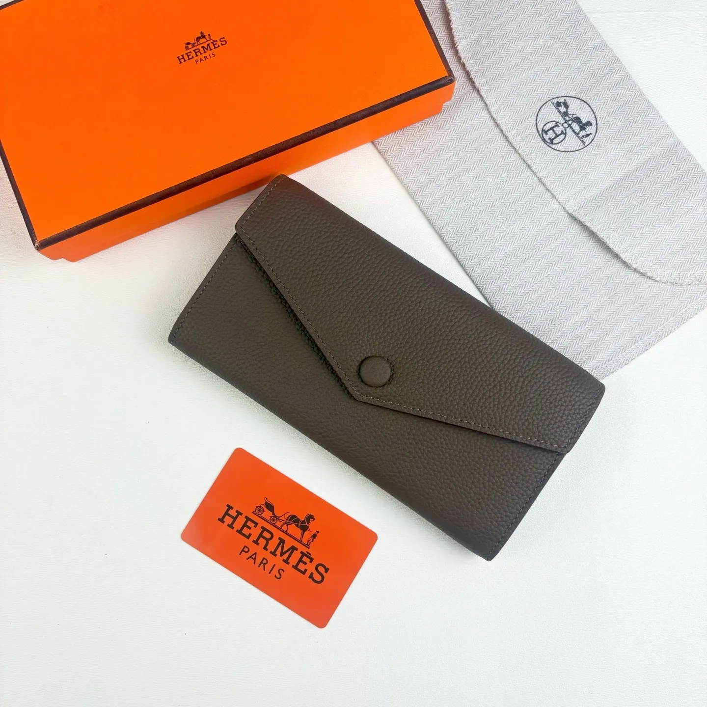 All categories Hermès wallet (Hermès) Hermès 614