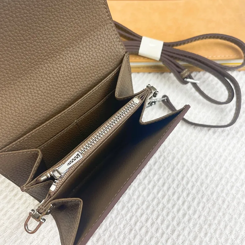 All categories Hermès wallet (Hermès) Hermès 537-2