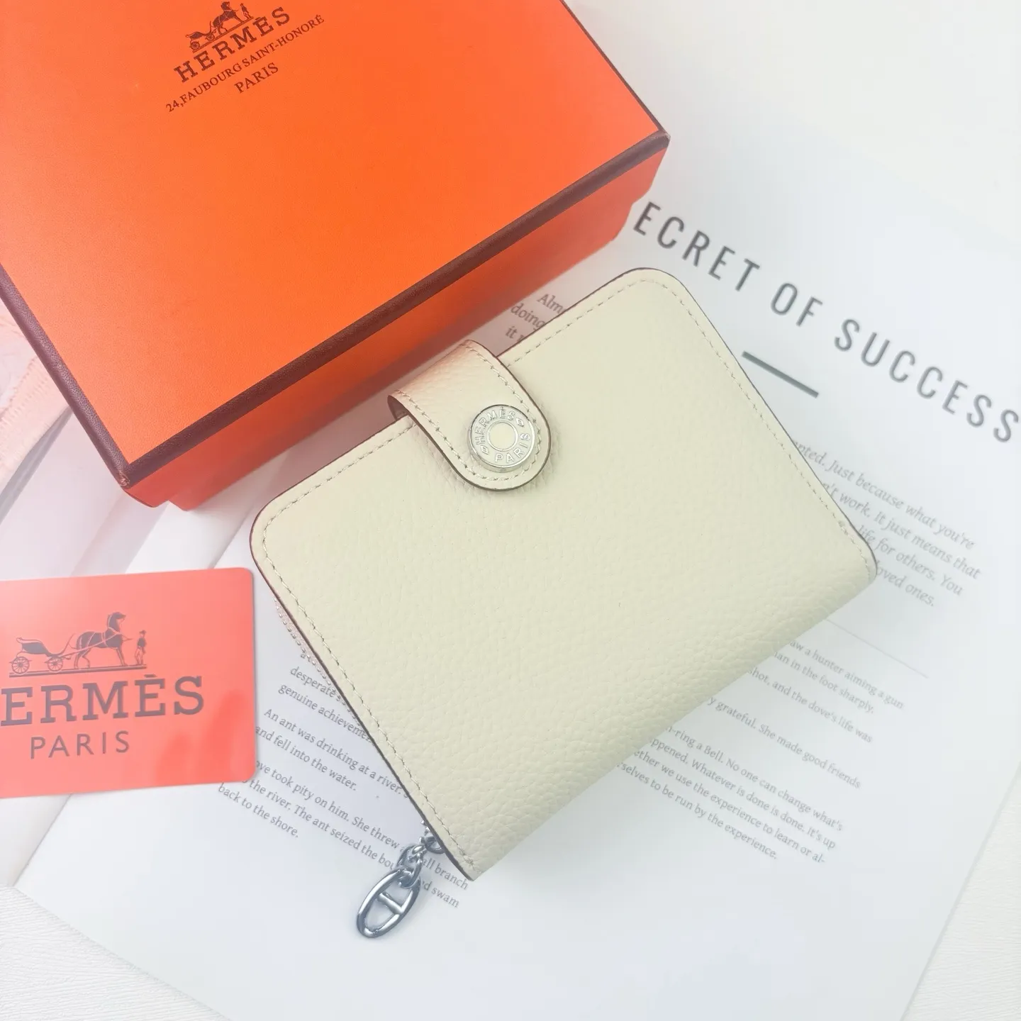 All categories Hermès wallet (Hermès) Hermès 667