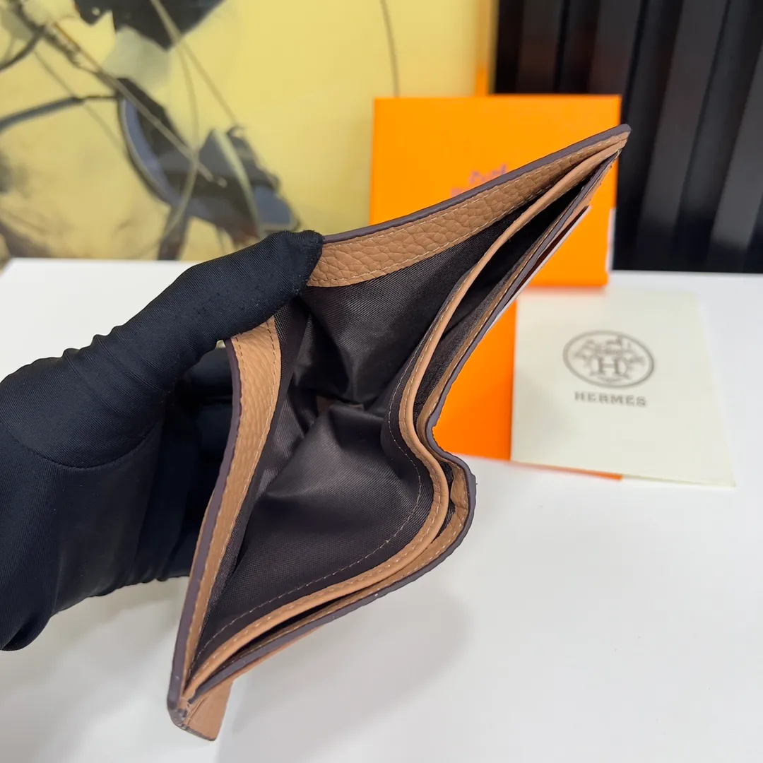 All categories Hermès wallet (Hermès) Hermès 7010