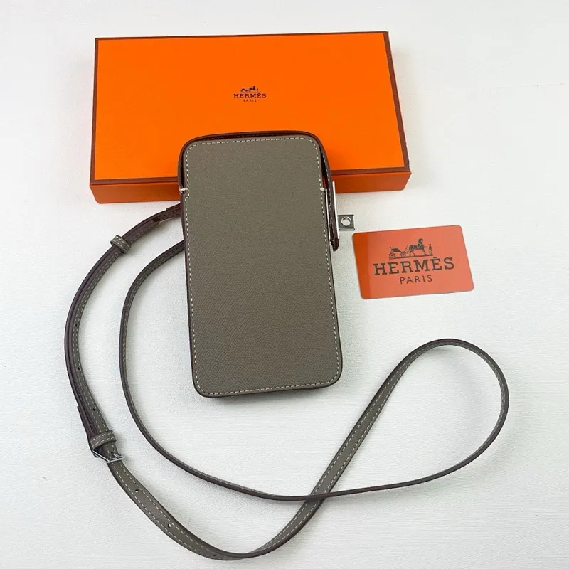 All categories Hermès wallet (Hermès) Hermès 9852 silver buckle