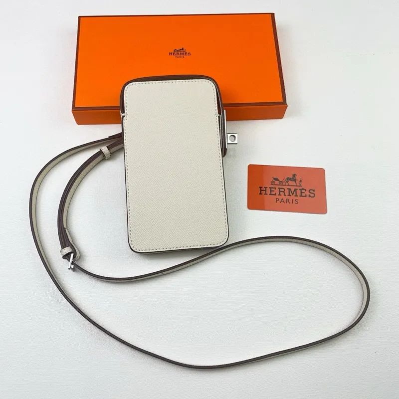 All categories Hermès wallet (Hermès) Hermès 9852 silver buckle