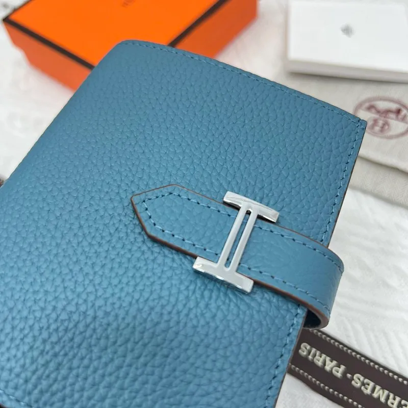 All categories Hermès wallet (Hermès) Hermès 5120 pebbled silver buckle