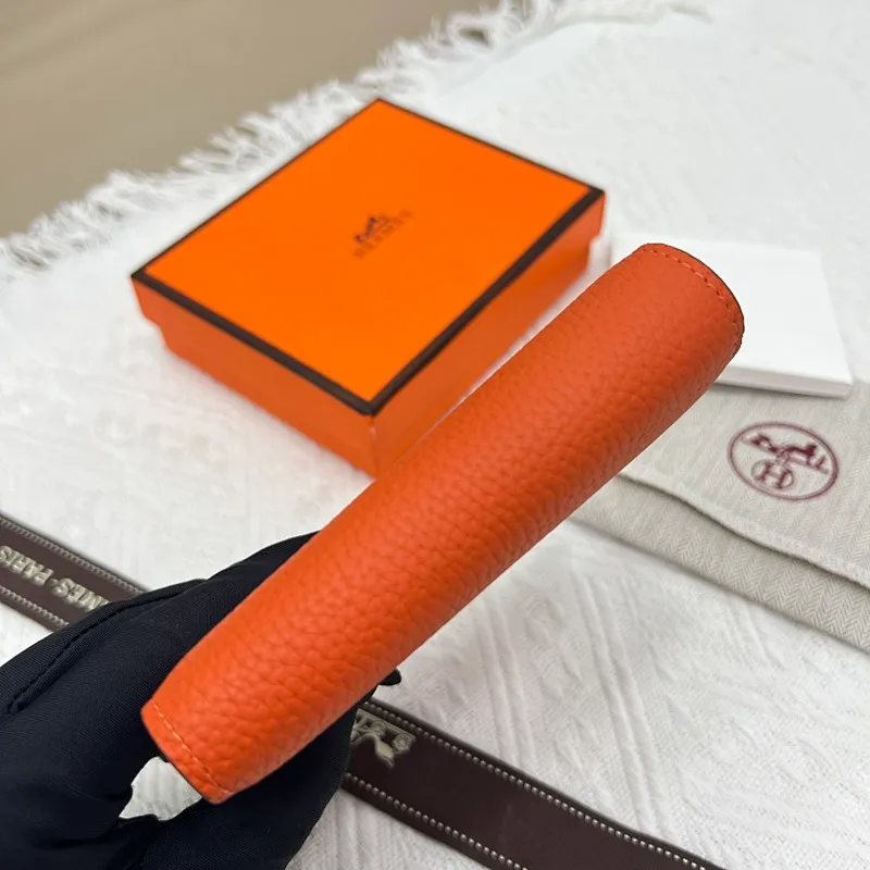 All categories Hermès wallet (Hermès) Hermès 5120 pebbled silver buckle