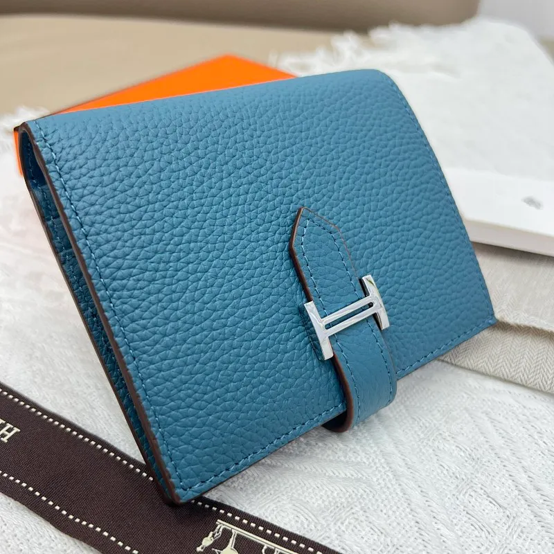 All categories Hermès wallet (Hermès) Hermès 5120 pebbled silver buckle