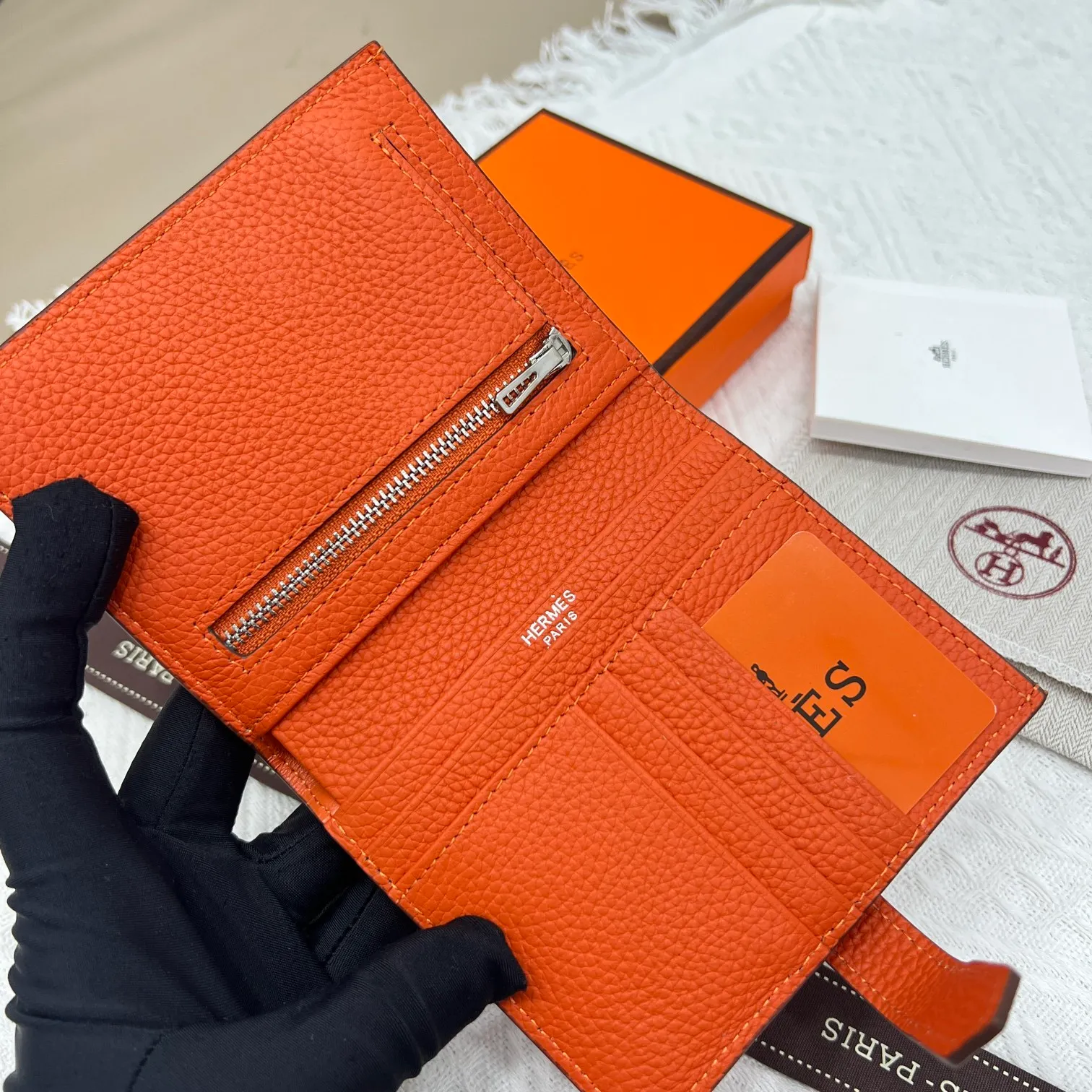 All categories Hermès wallet (Hermès) Hermès 5120 pebbled silver buckle