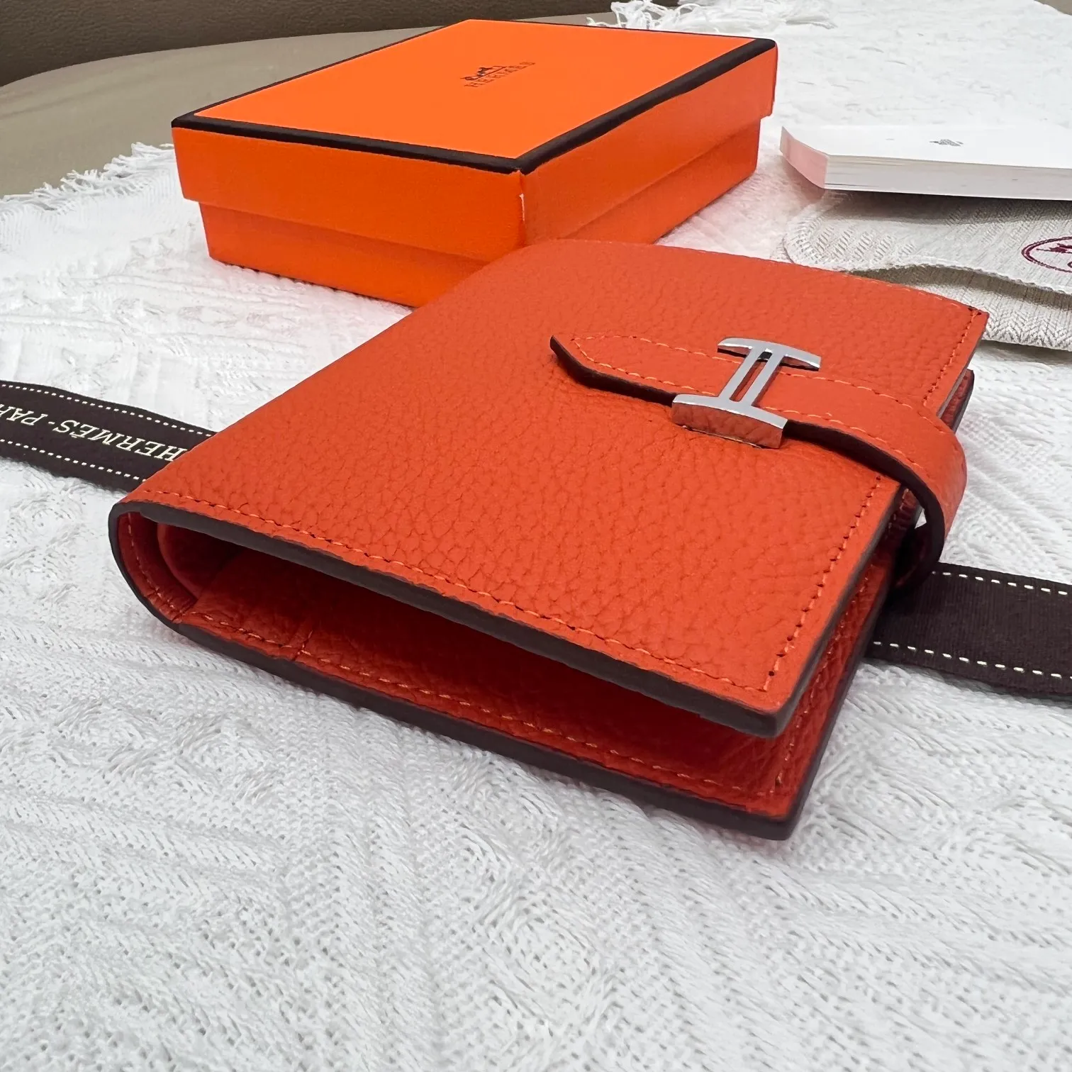 All categories Hermès wallet (Hermès) Hermès 5120 pebbled silver buckle