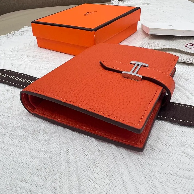 All categories Hermès wallet (Hermès) Hermès 5120 pebbled silver buckle