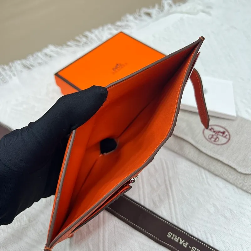All categories Hermès wallet (Hermès) Hermès 5120 pebbled silver buckle