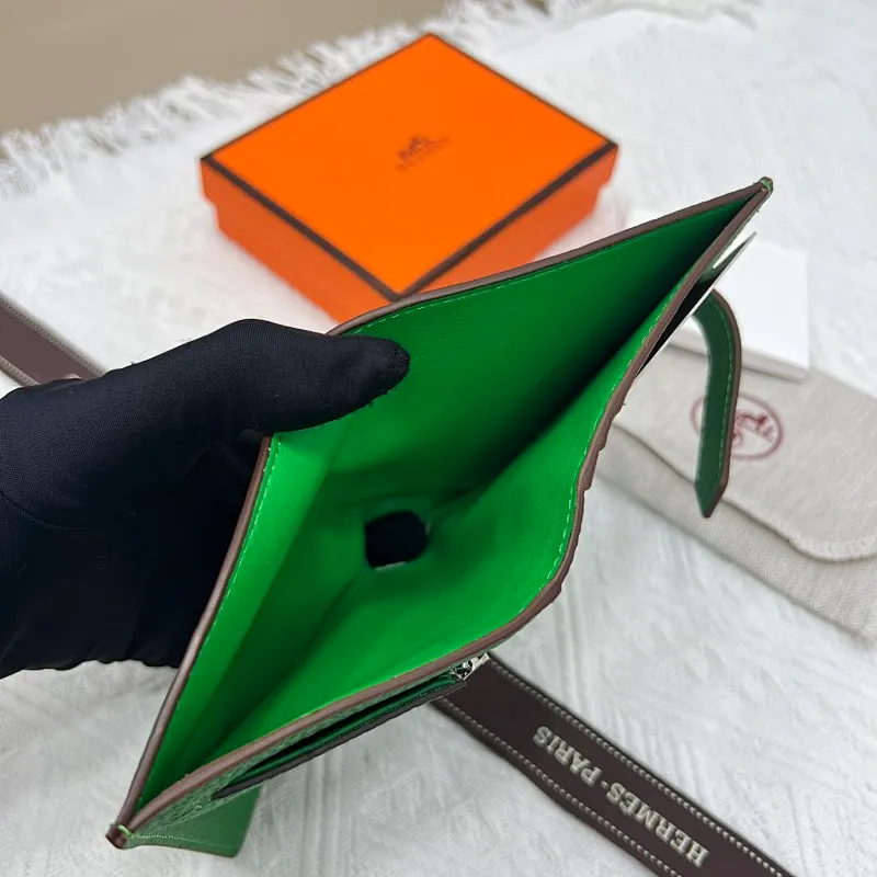 All categories Hermès wallet (Hermès) Hermès 5120 pebbled silver buckle