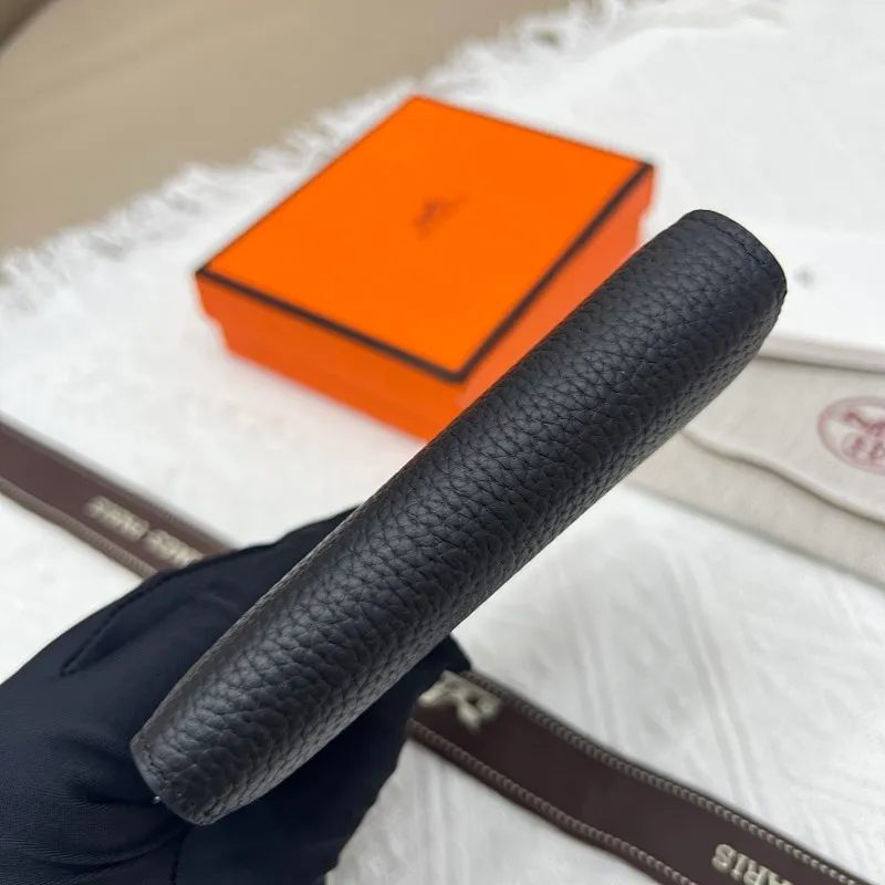 All categories Hermès wallet (Hermès) Hermès 5120 pebbled silver buckle