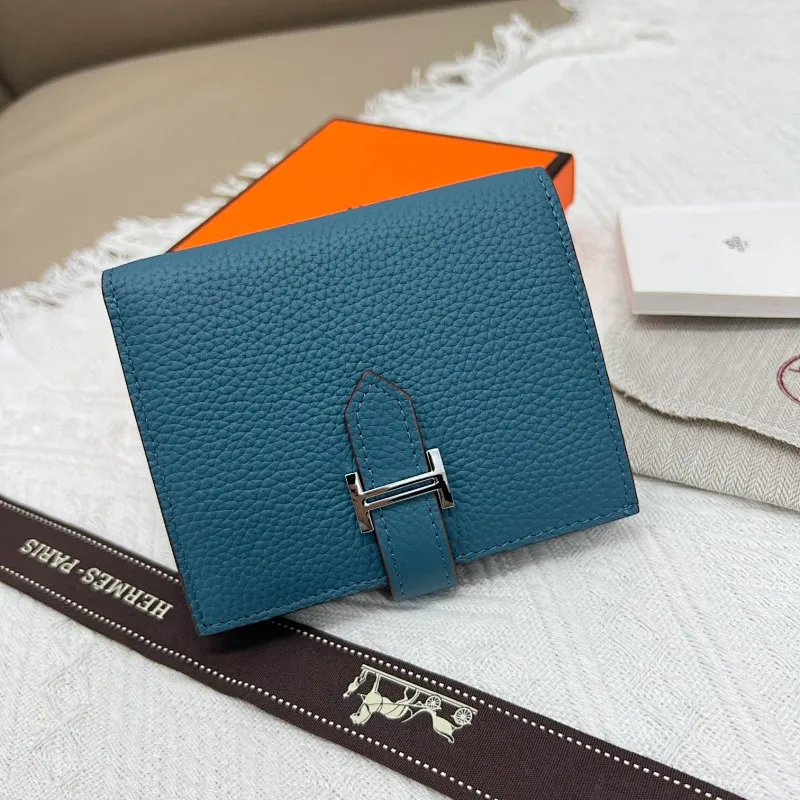 All categories Hermès wallet (Hermès) Hermès 5120 pebbled silver buckle