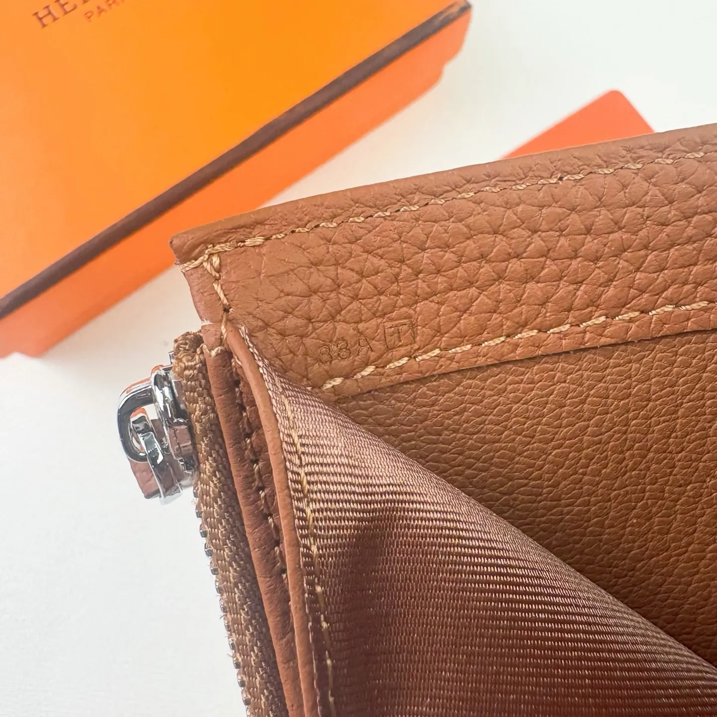 All categories Hermès wallet (Hermès) Hermès 6357 punching
