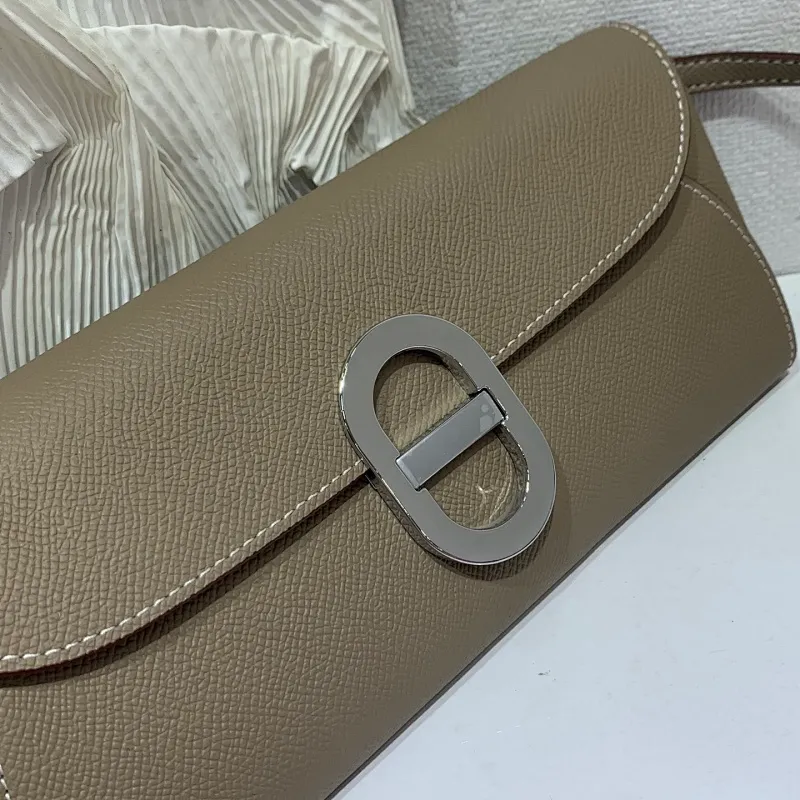 All categories Hermès wallet (Hermès) Hermès 961 silver buckle