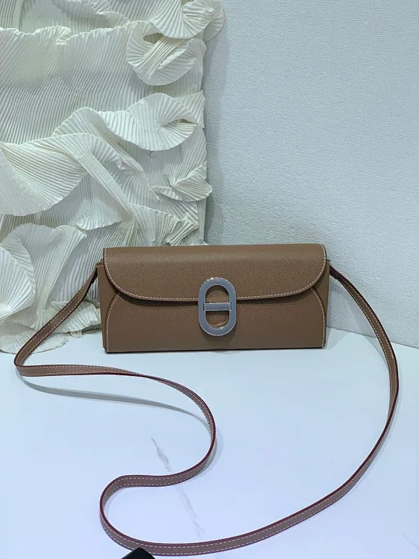 All categories Hermès wallet (Hermès) Hermès 961 silver buckle