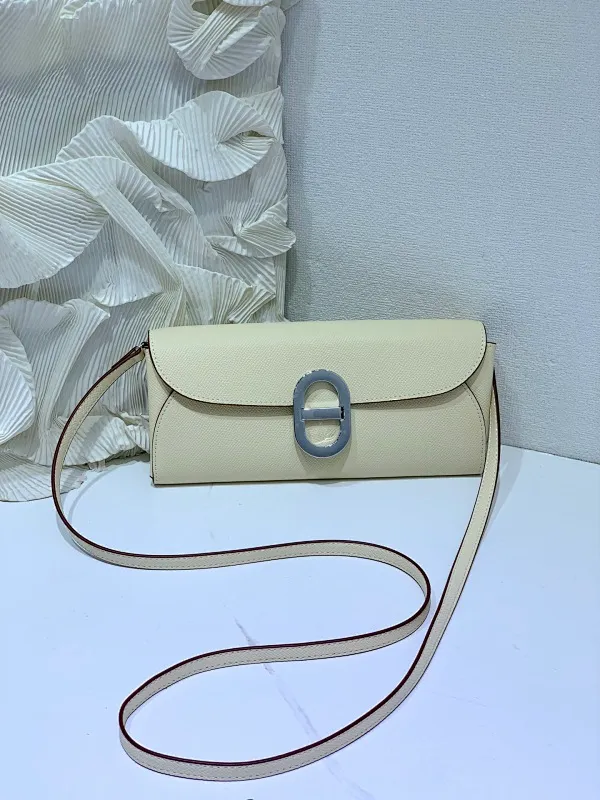 All categories Hermès wallet (Hermès) Hermès 961 silver buckle