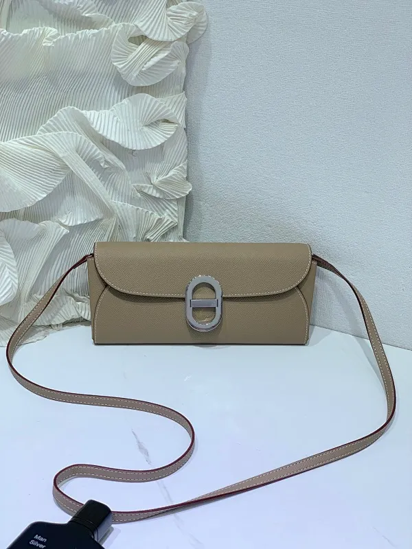 All categories Hermès wallet (Hermès) Hermès 961 silver buckle