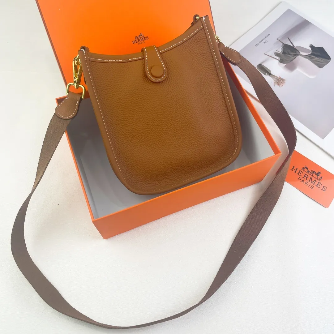 All categories Hermès wallet (Hermès) Hermès 186