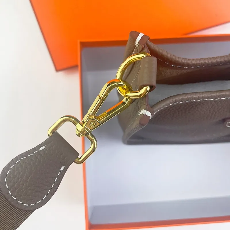 All categories Hermès wallet (Hermès) Hermès 186