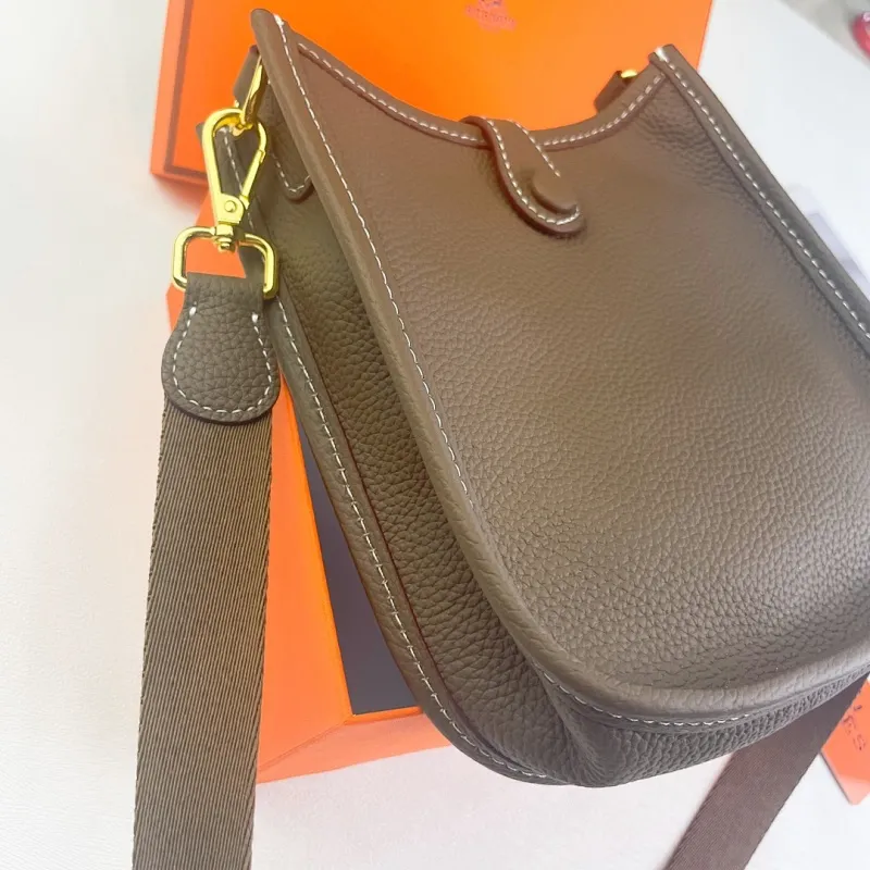 All categories Hermès wallet (Hermès) Hermès 186