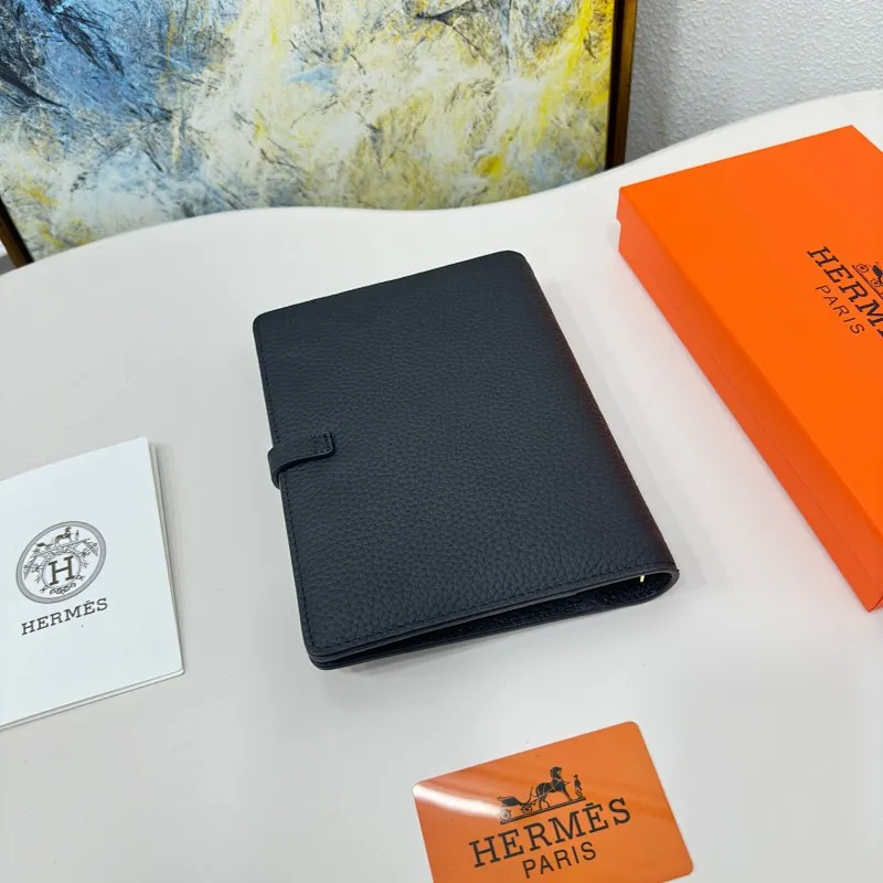 All categories Hermès wallet (Hermès) Hermès 718