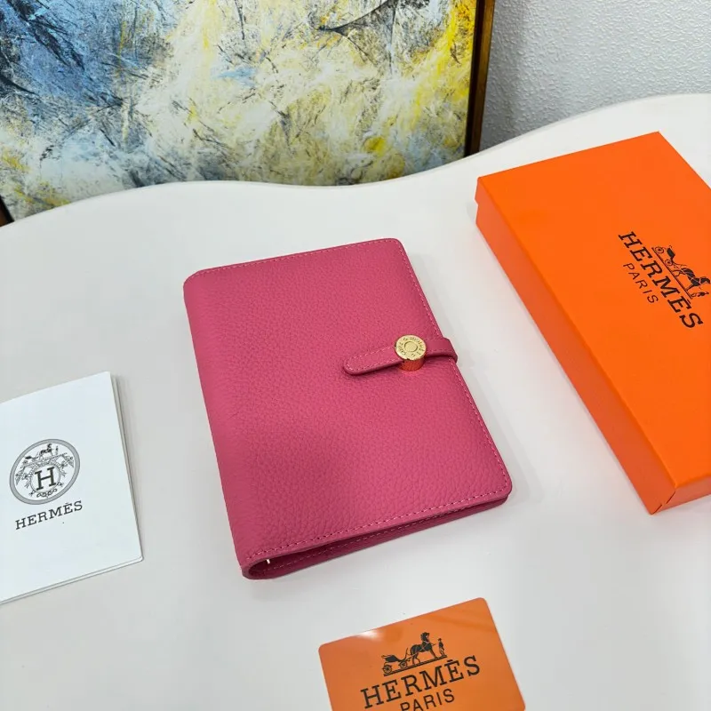 All categories Hermès wallet (Hermès) Hermès 718