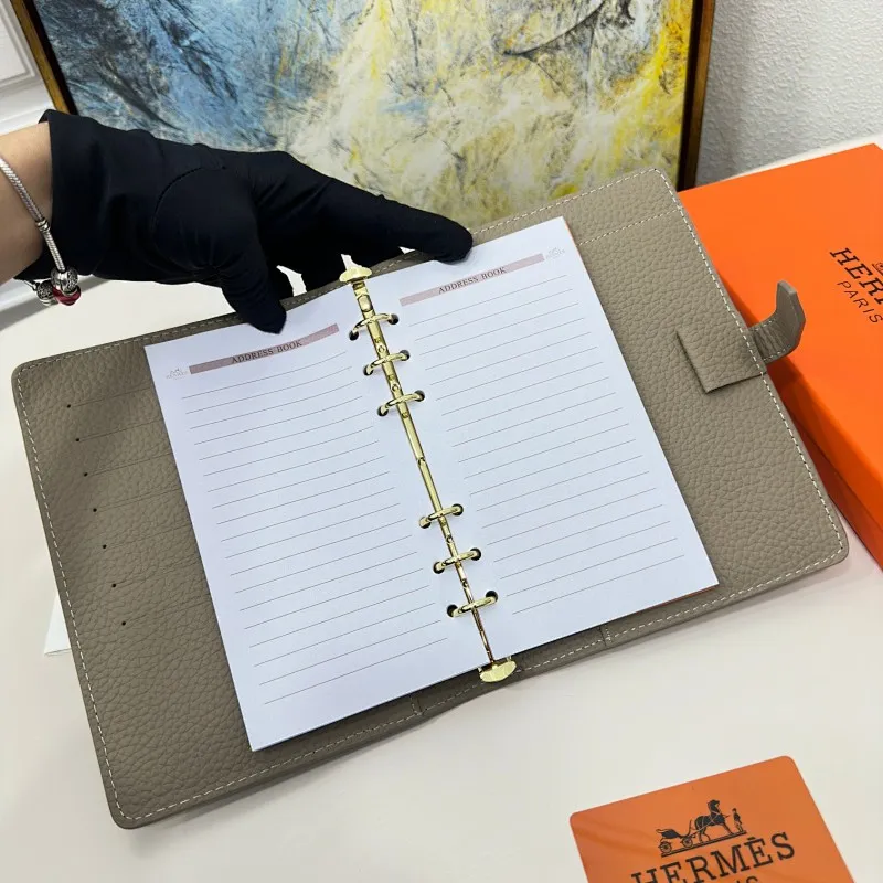 All categories Hermès wallet (Hermès) Hermès 718