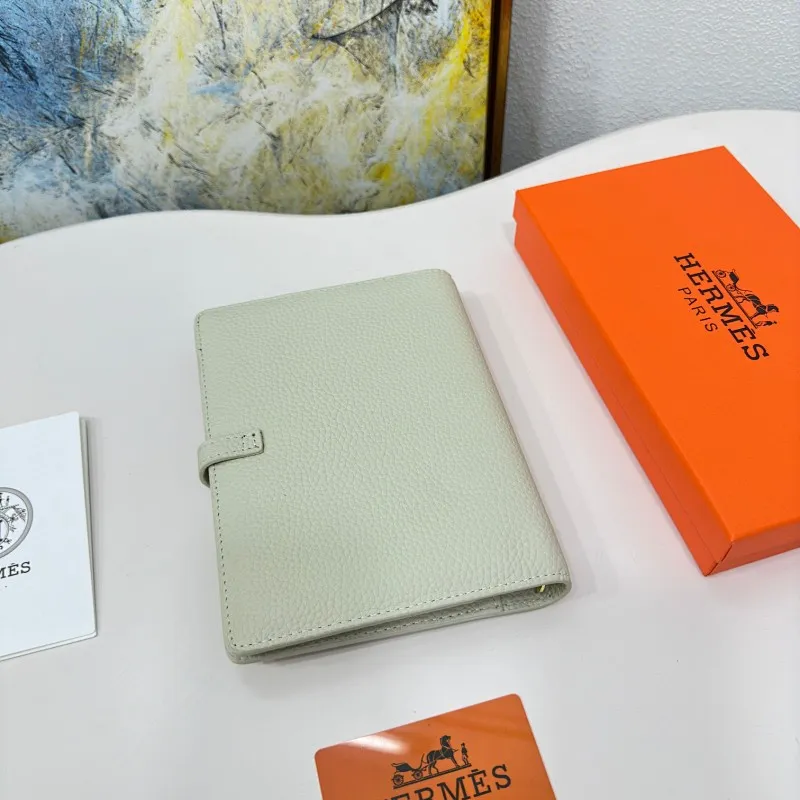 All categories Hermès wallet (Hermès) Hermès 718