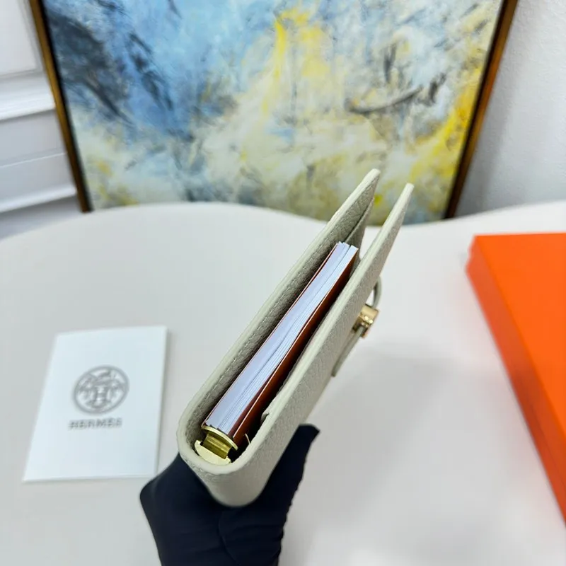 All categories Hermès wallet (Hermès) Hermès 718