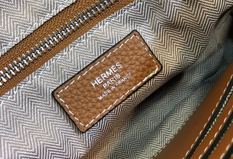 All categories Hermès wallet (Hermès) Hermès 33243-1