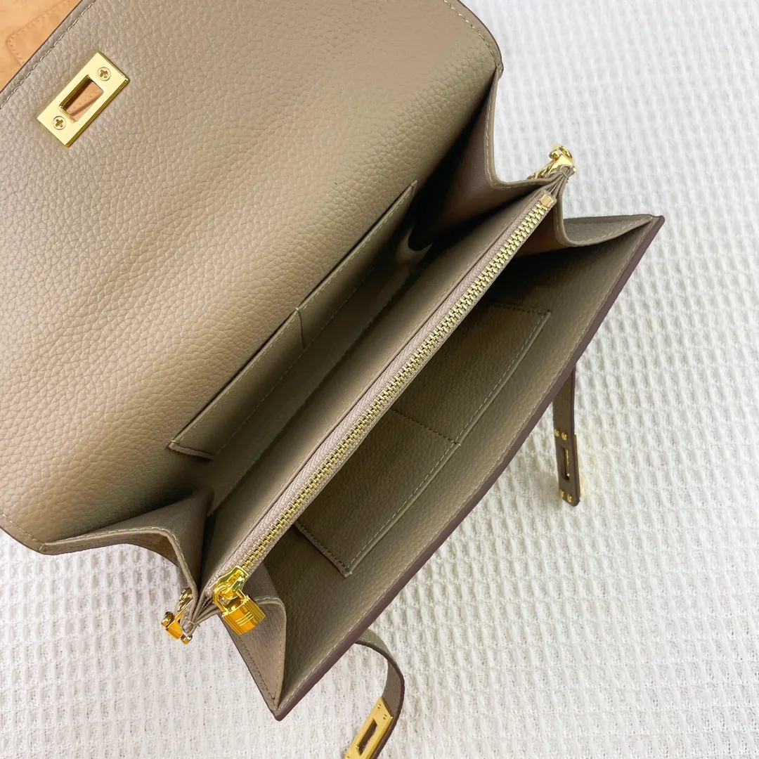 All Categories Hermès Wallet (Hermès) Hermès 360_CM_1