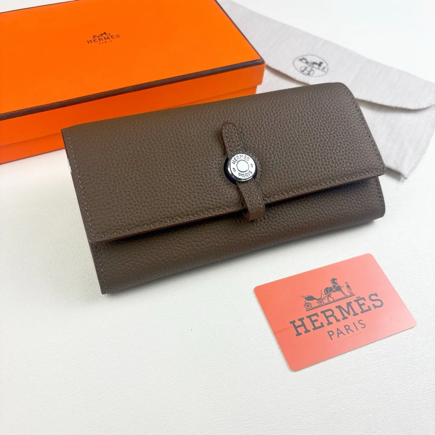 All categories Hermès wallet (Hermès) Hermès 615